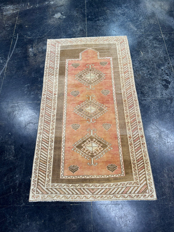 Turkish Vintage Rug 3'2" x 5'10" #24793
