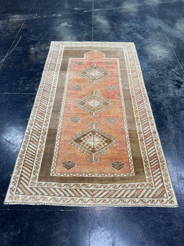 Turkish Vintage Rug 3'2" x 5'10" #24793