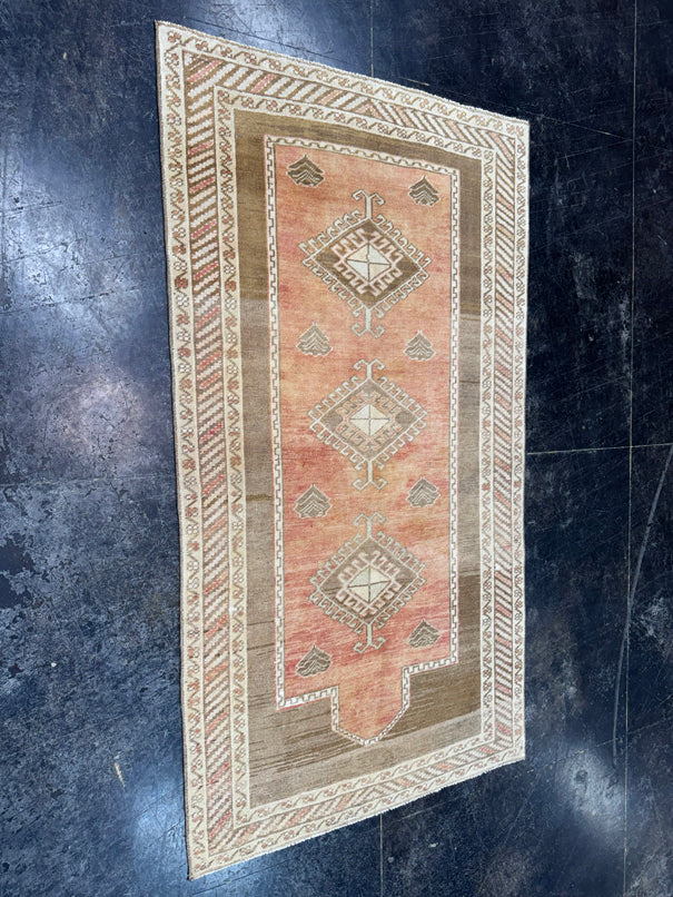 Turkish Vintage Rug 3'2" x 5'10" #24793