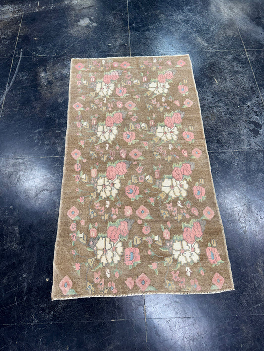 Turkish Vintage Rug 3'x 5'6" #24776