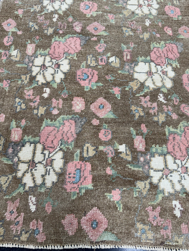 Turkish Vintage Rug 3'x 5'6" #24776