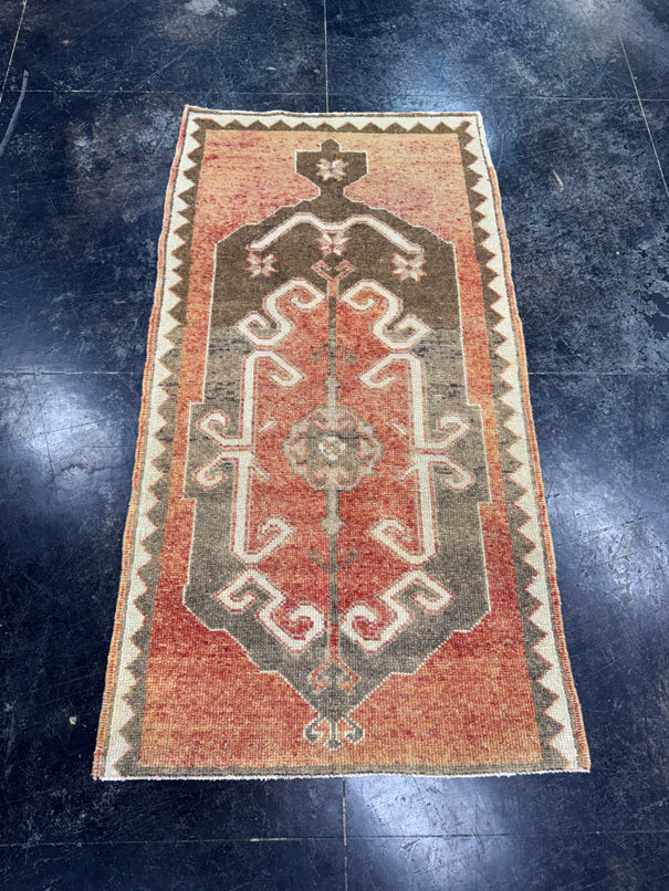 Turkish Vintage Rug 2'10" x 5'5" #24772