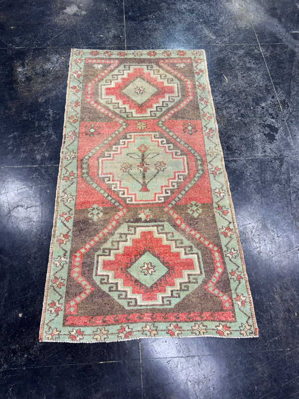 Turkish Vintage Rug 2'10" x 5'8" #24769
