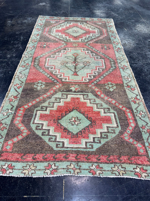 Turkish Vintage Rug 2'10" x 5'8" #24769