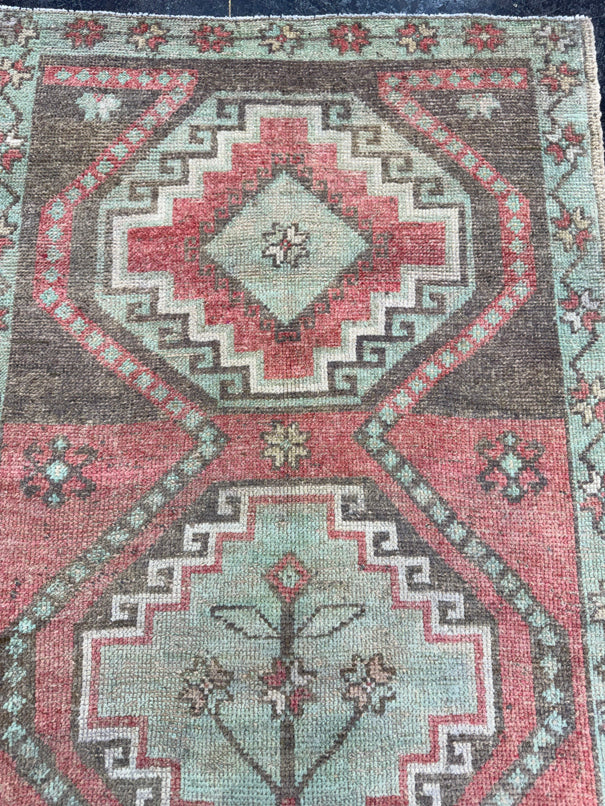 Turkish Vintage Rug 2'10" x 5'8" #24769