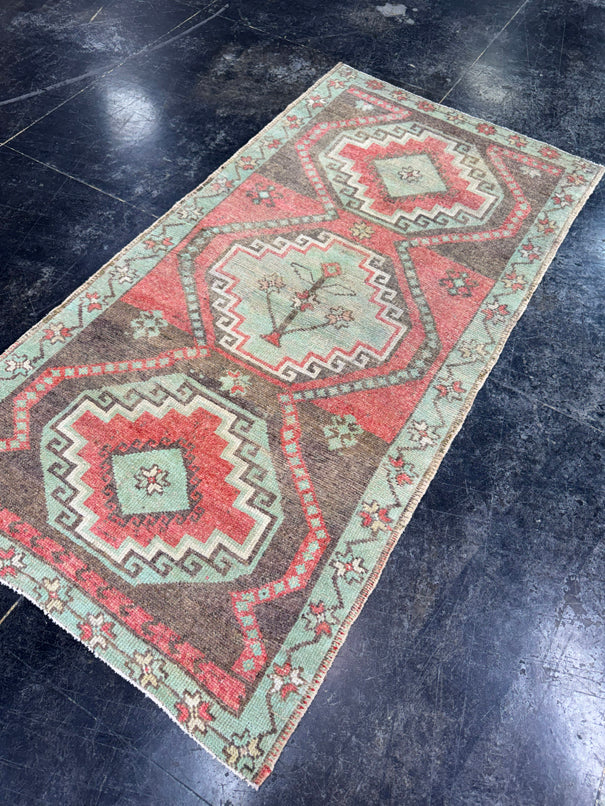 Turkish Vintage Rug 2'10" x 5'8" #24769