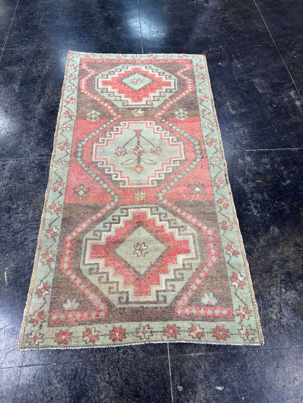 Turkish Vintage Rug 2'10" x 5'8" #24769