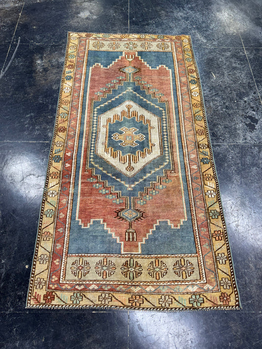 Turkish Vintage Rug 3'3" x 6'5" #24766