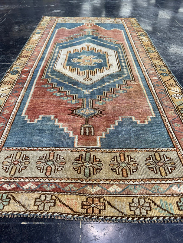 Turkish Vintage Rug 3'3" x 6'5" #24766