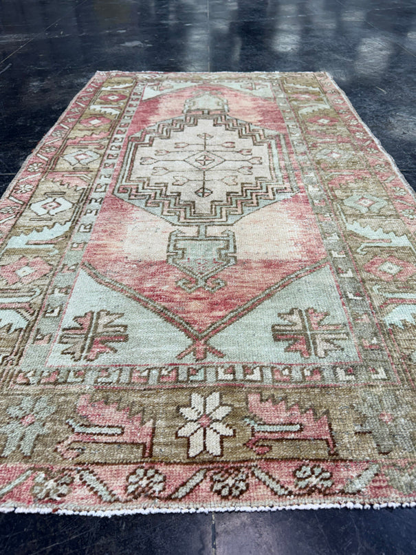 Turkish Vintage Rug 3' x 5'3" #24764