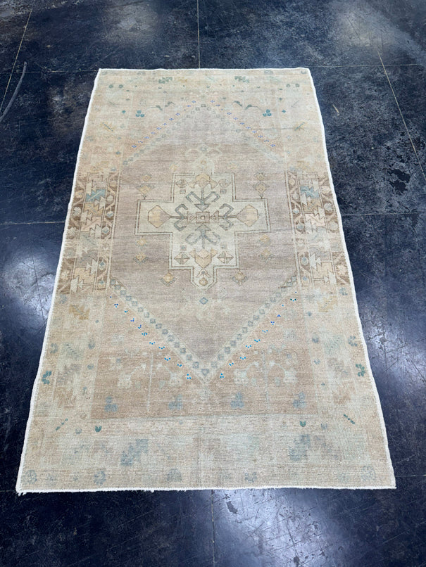 Turkish Vintage Rug 3'5" x 6' #24748