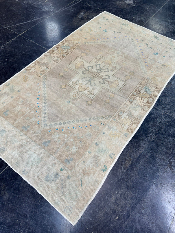 Turkish Vintage Rug 3'5" x 6' #24748