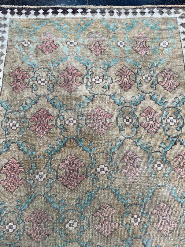 Turkish Vintage Rug 2'11" x 4'3" #24738