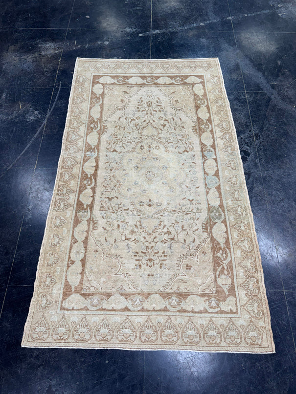 Turkish Vintage Rug 4'10" x 8'7" #24736