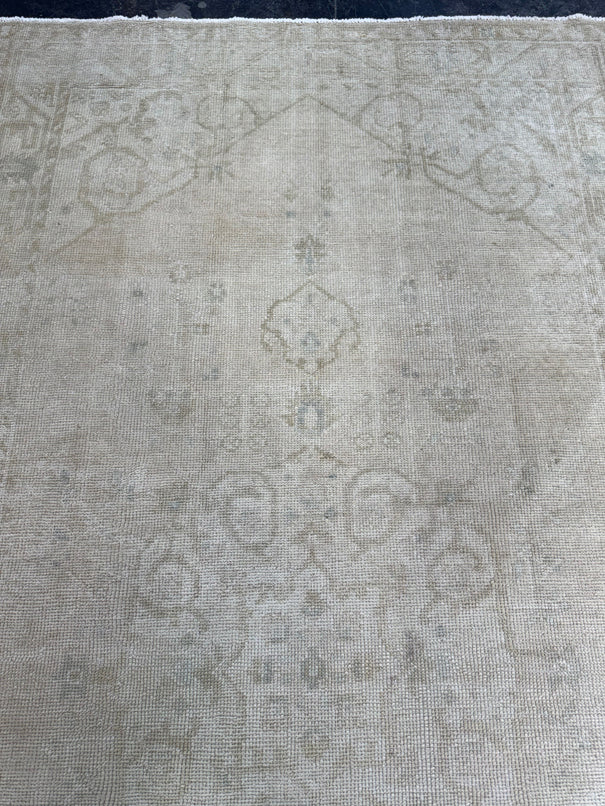 Turkish Vintage Rug 4'10" x 9' #24737