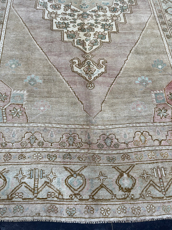 Turkish Vintage Rug 5'7" x 9'8" #24731