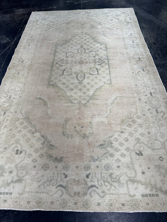 Turkish Vintage Rug 5'6" x 9'5" #24727