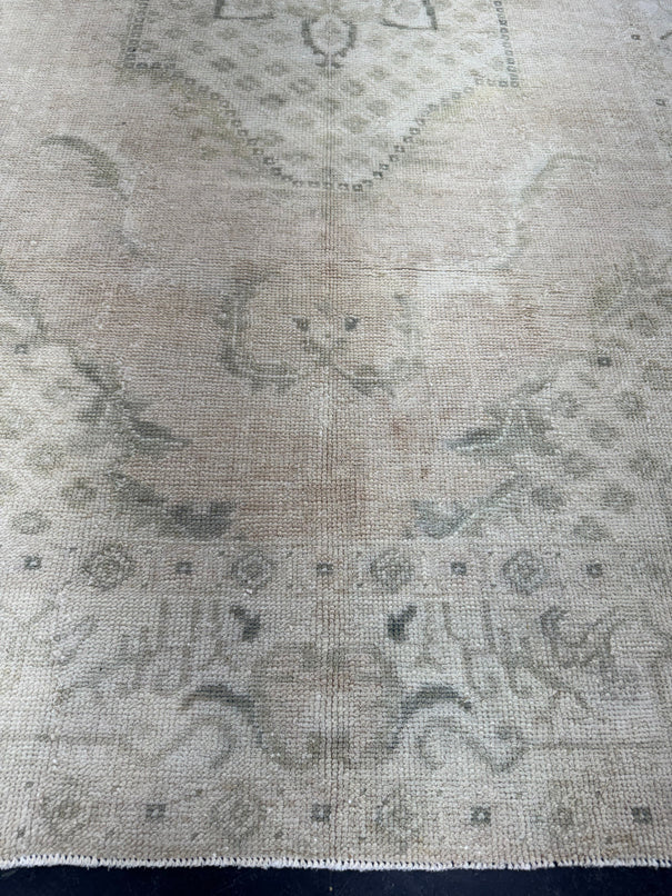 Turkish Vintage Rug 5'6" x 9'5" #24727