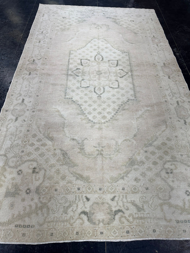Turkish Vintage Rug 5'6" x 9'5" #24727