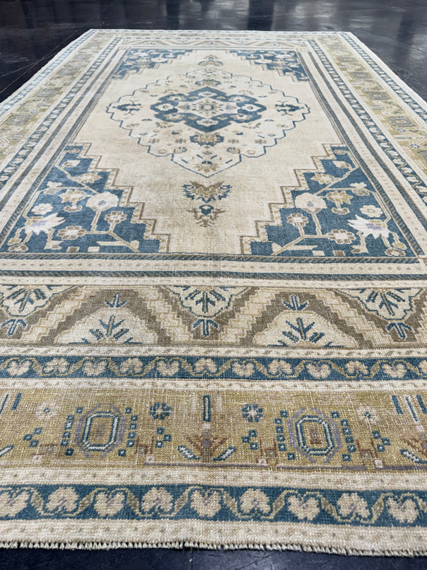 Turkish Vintage Rug 5'8" x 9'10" #24718