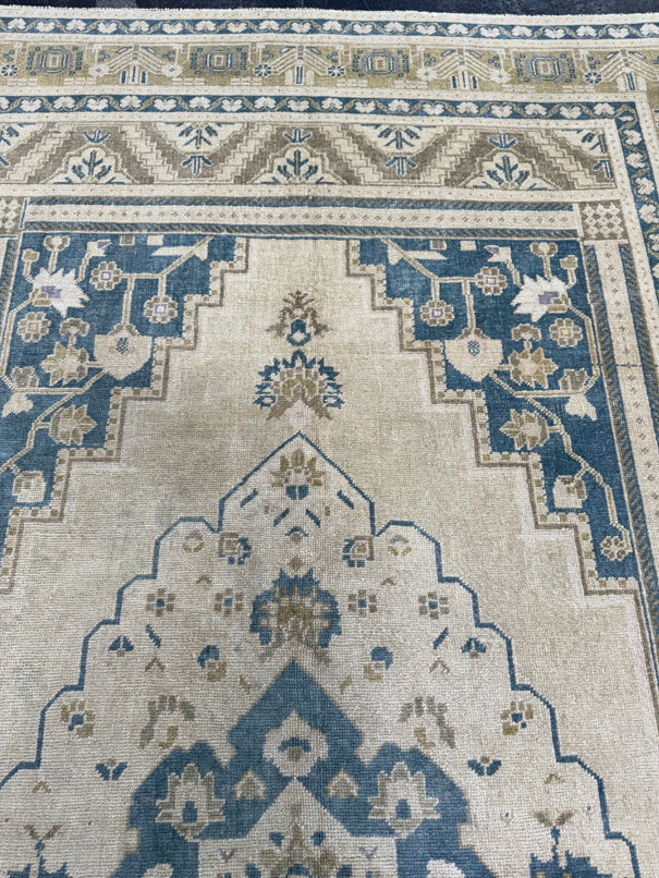 Turkish Vintage Rug 5'8" x 9'10" #24718