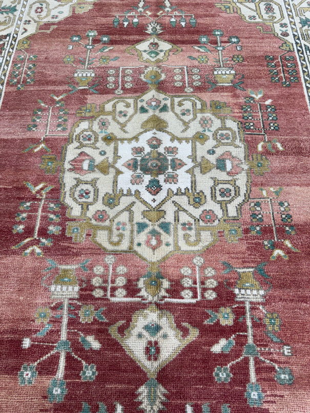 Turkish Vintage Rug 5'8" x 9'2" #24714