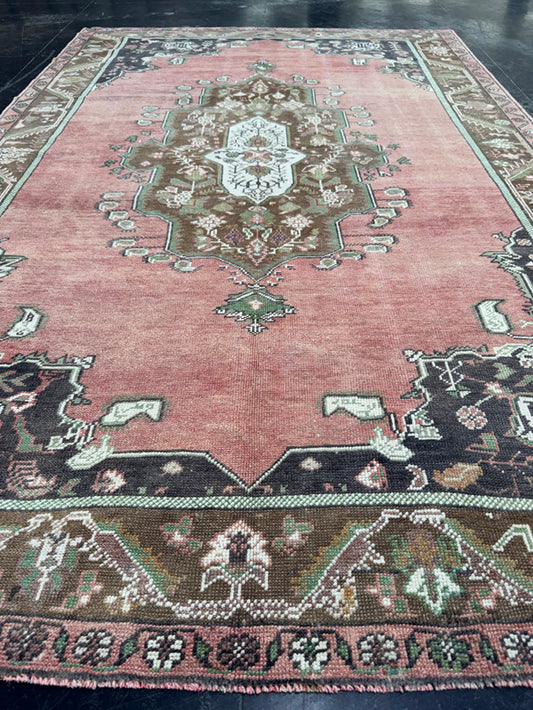 Turkish Vintage Rug 5'6" x 8'5" #24708