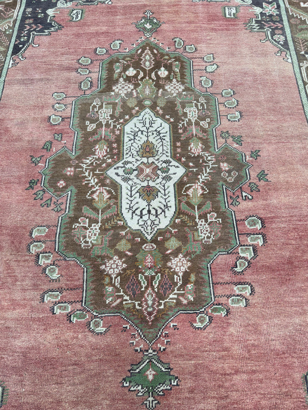 Turkish Vintage Rug 5'6" x 8'5" #24708