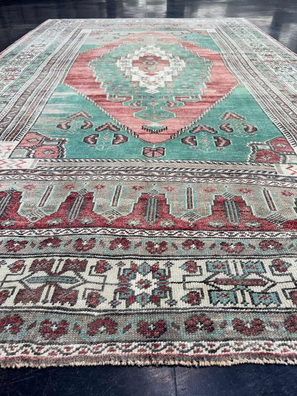 Turkish Vintage Rug 6' x 9'8" #24707