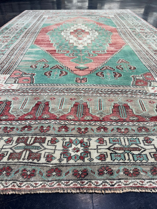 Turkish Vintage Rug 6' x 9'8" #24707