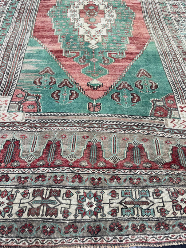 Turkish Vintage Rug 6' x 9'8" #24707