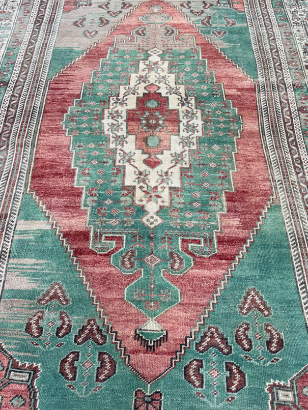 Turkish Vintage Rug 6' x 9'8" #24707