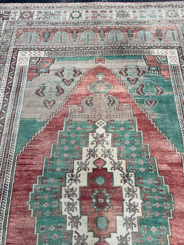 Turkish Vintage Rug 6' x 9'8" #24707