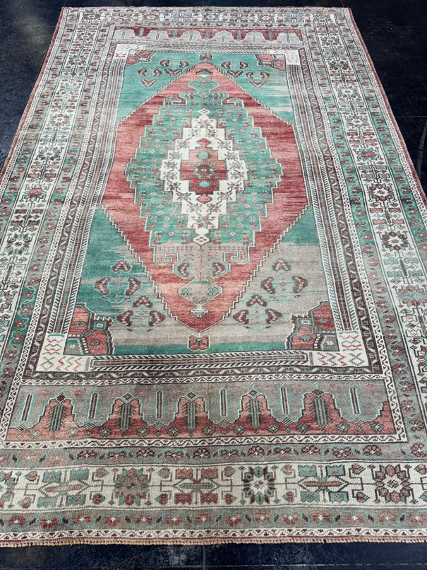 Turkish Vintage Rug 6' x 9'8" #24707