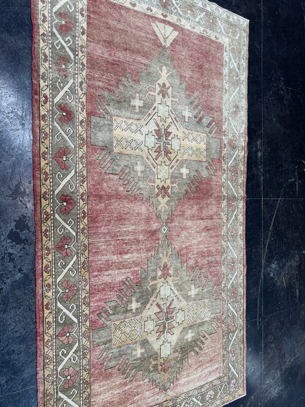 Turkish Vintage Rug 4'9" x 9'1" #24702