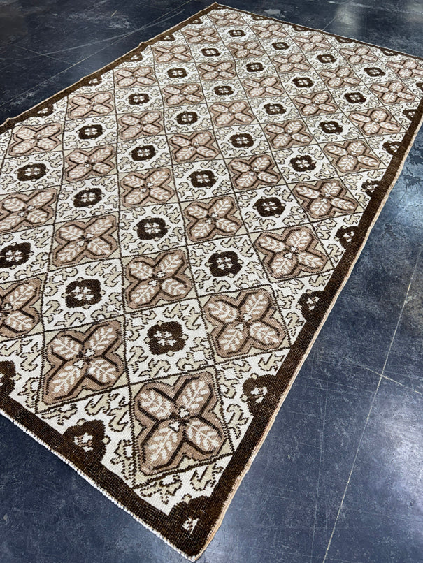 Turkish Vintage Rug 5' x 8'8'' #13108