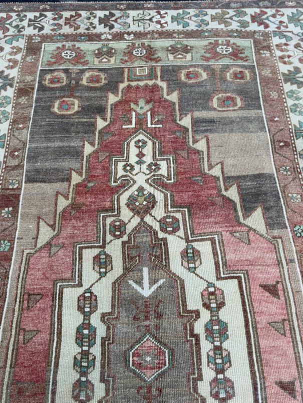 Turkish Vintage Rug 5' x 9'5'' #13107