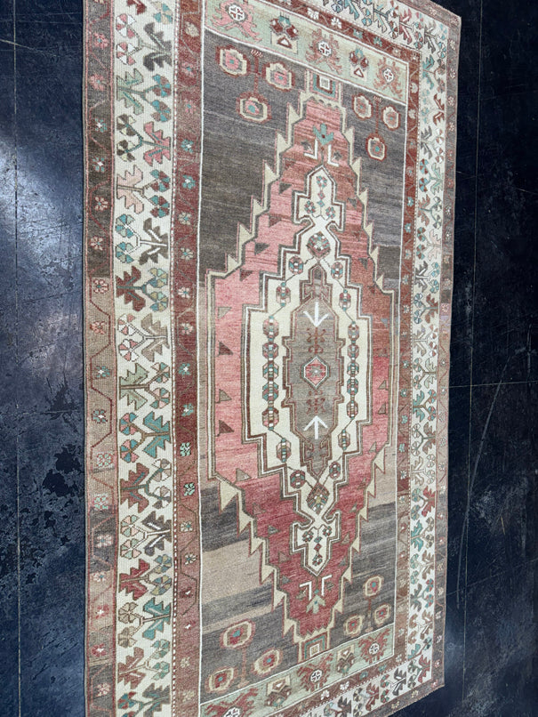 Turkish Vintage Rug 5' x 9'5'' #13107