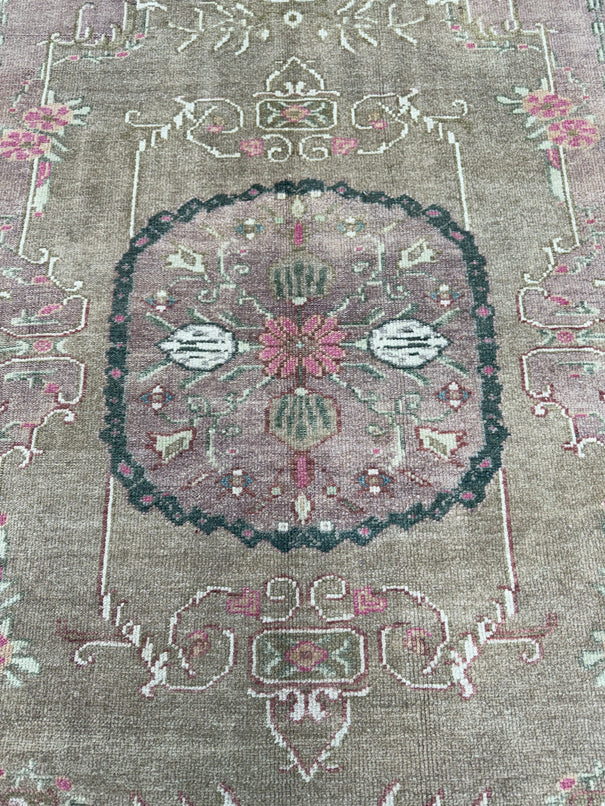 Turkish Vintage Rug 4'2'' x 6'8'' #13104