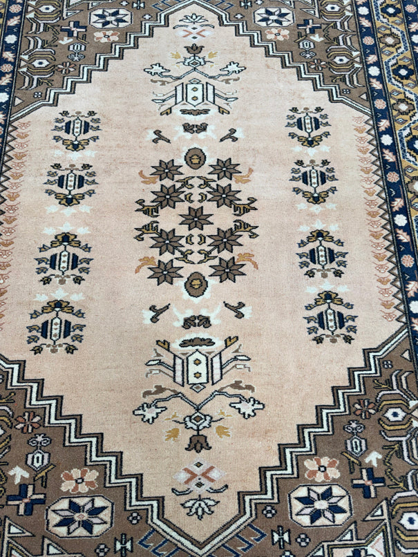 Turkish Vintage Rug 4'10'' x 7'3'' #13106