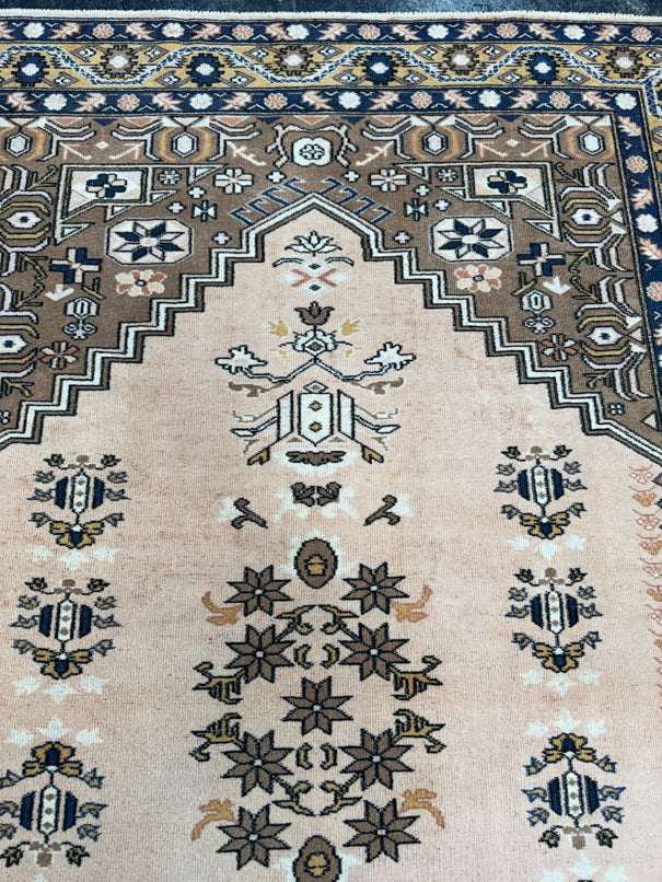 Turkish Vintage Rug 4'10'' x 7'3'' #13106