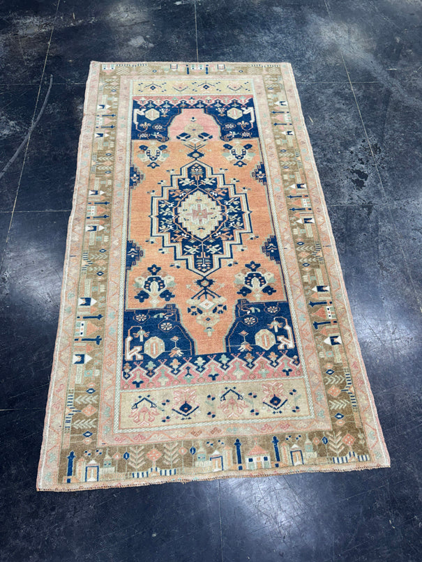 Turkish Vintage Rug 4'1'' x 7'6'' #13103