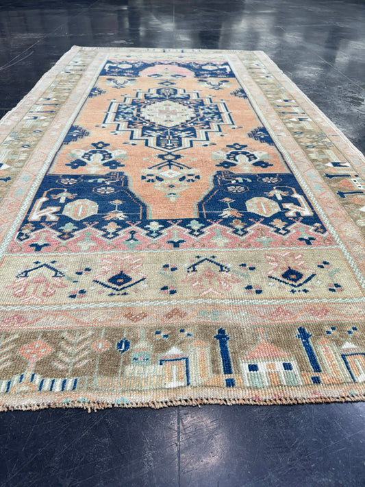 Turkish Vintage Rug 4'1'' x 7'6'' #13103