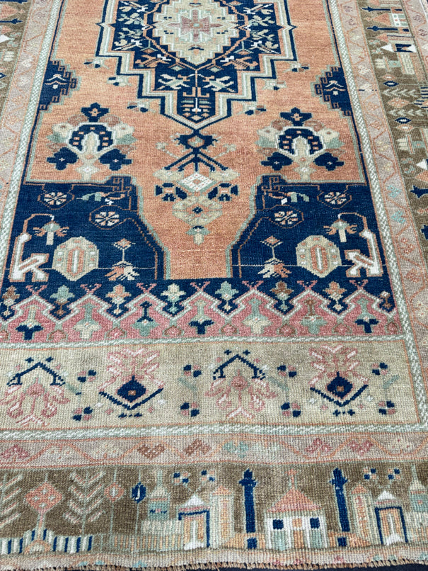 Turkish Vintage Rug 4'1'' x 7'6'' #13103