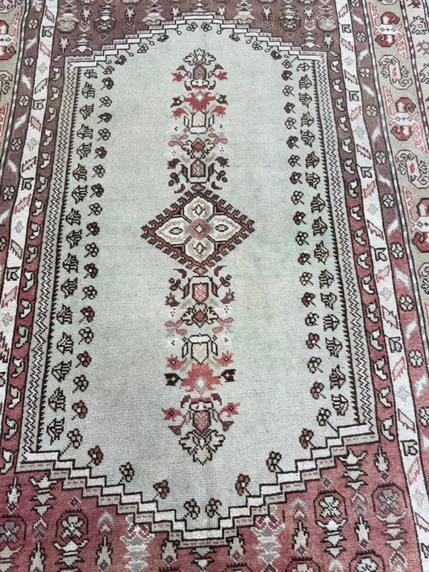 Turkish Vintage Rug 4'10'' x 9' #13093