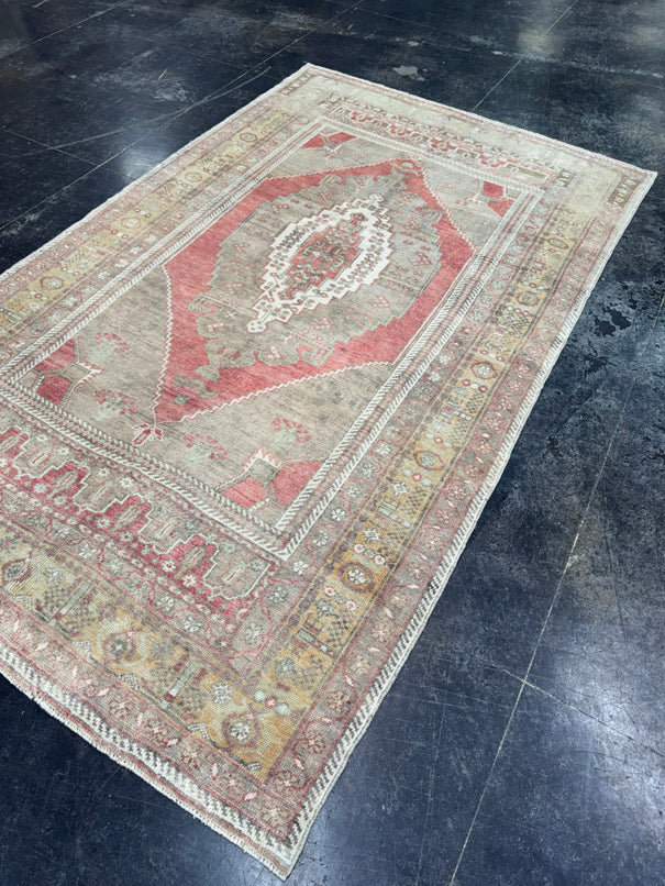Turkish Vintage Rug 4'10'' x 8'1'' #13095