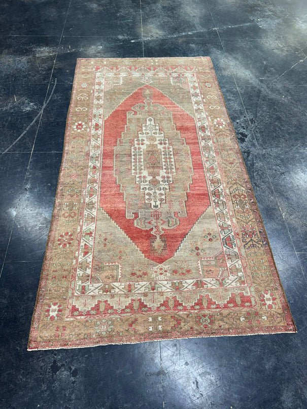Turkish Vintage Rug 4'8'' x 9'1'' #13091