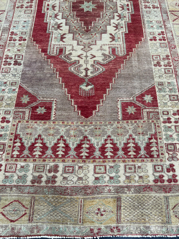 Turkish Vintage Rug 4'4'' x 7'11'' #13110