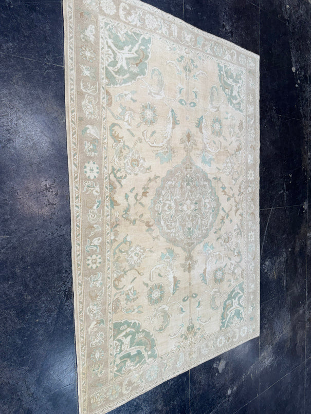 Turkish Vintage Rug 6' x 8'7'' #13111