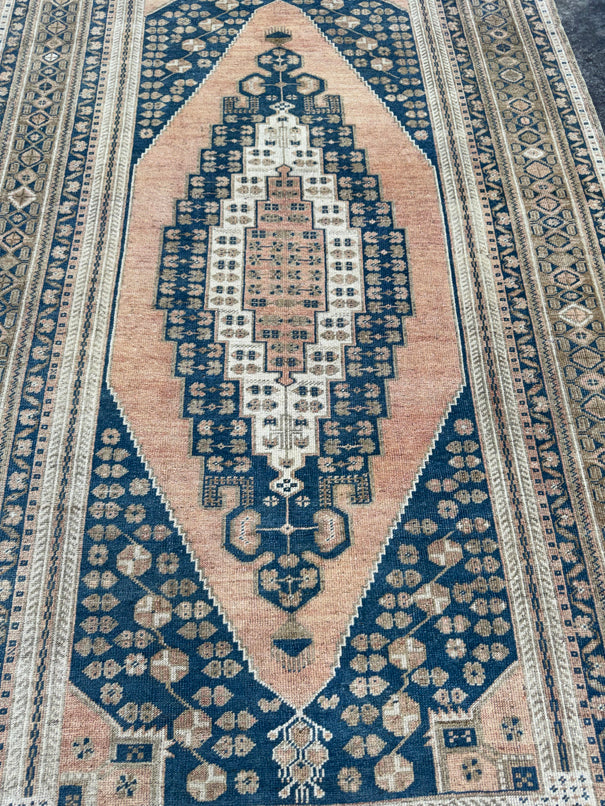 Turkish Vintage Rug 4'10'' x 9'4'' #13087